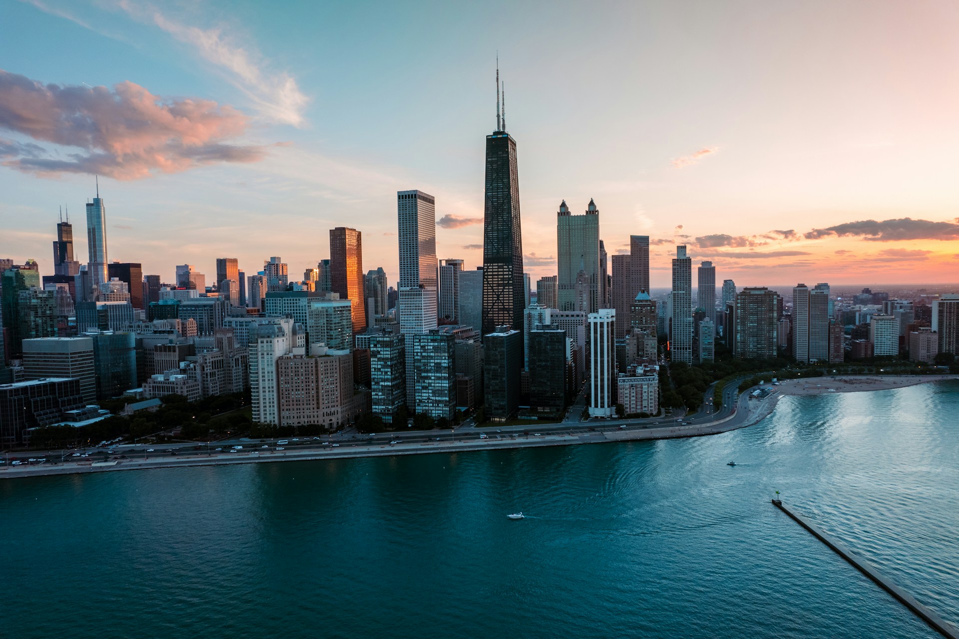Best Balcony View Apartments Chicago
