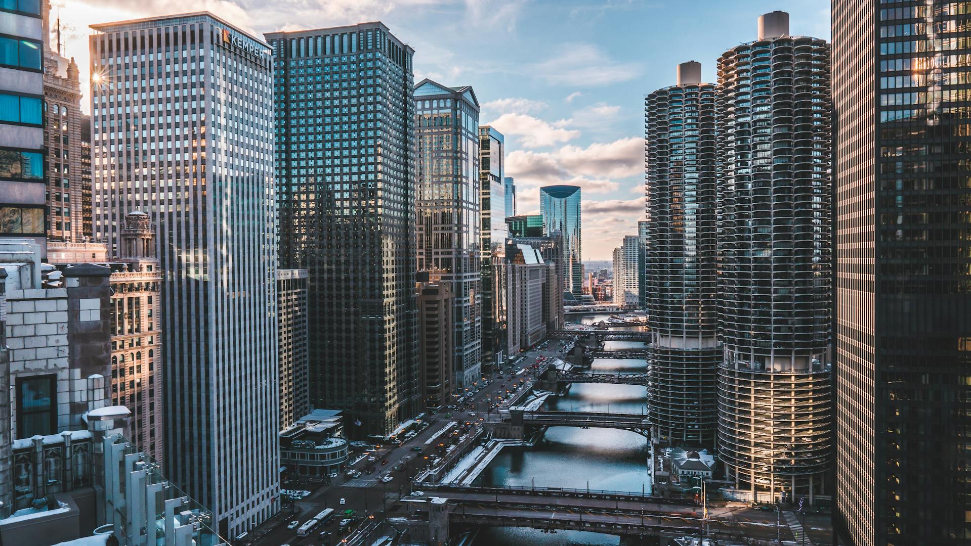 move-in fee vs security deposit Chicago