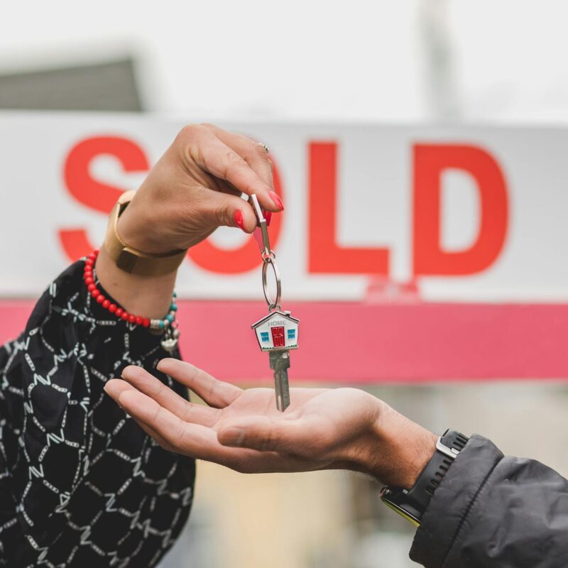 High-Earning Leasing Agent