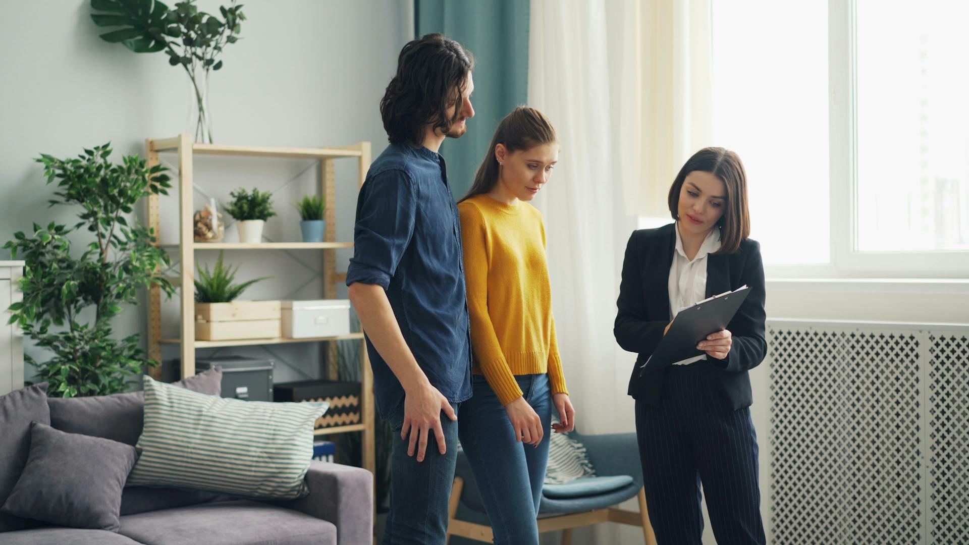 Showing Apartments Legally in Illinois