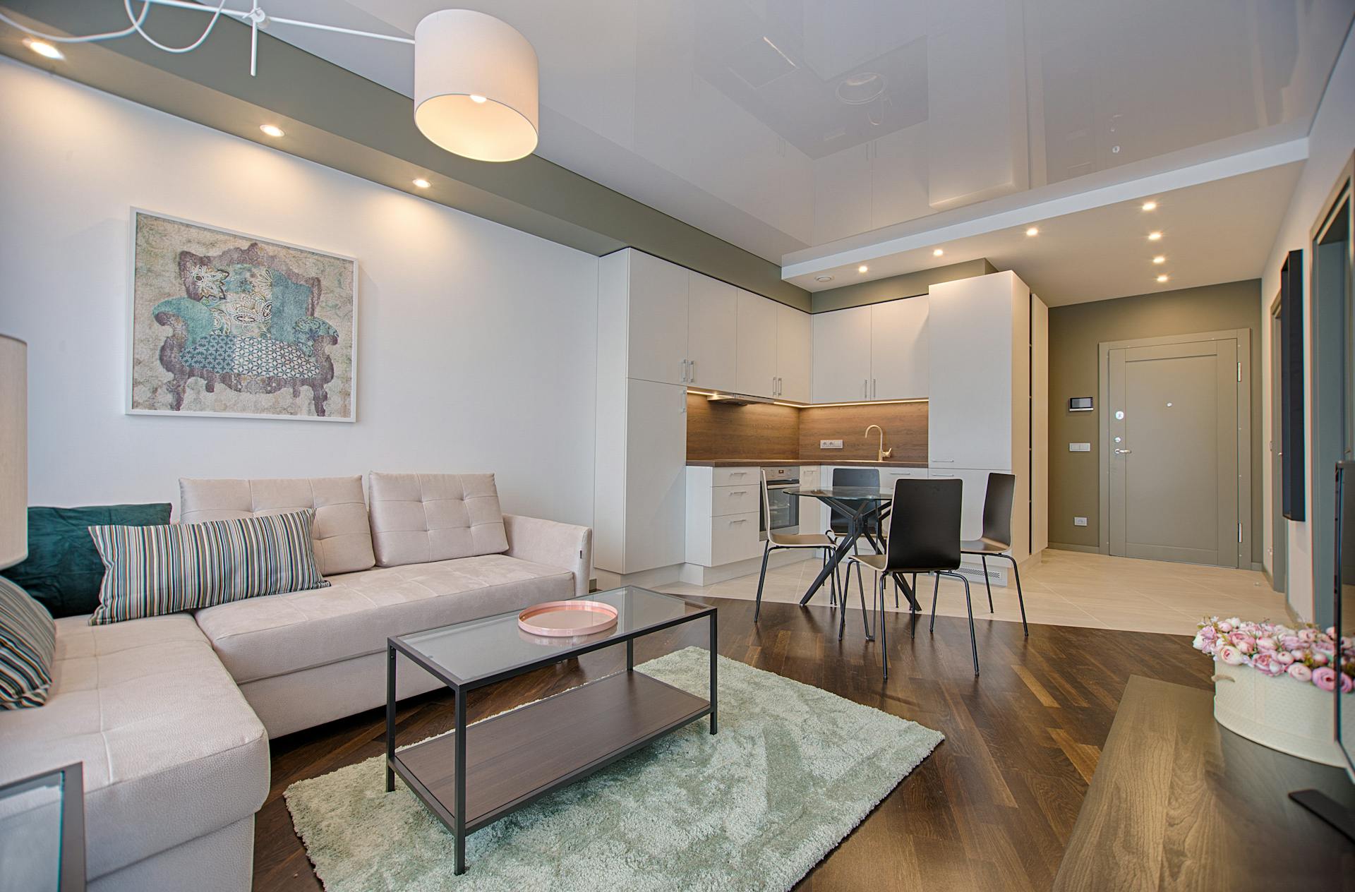 Studio vs 1BR vs 2BR