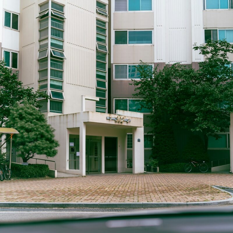 Touring 5 Apartments a Day